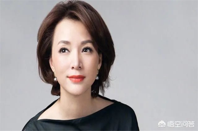 如何评价董卿的长相?