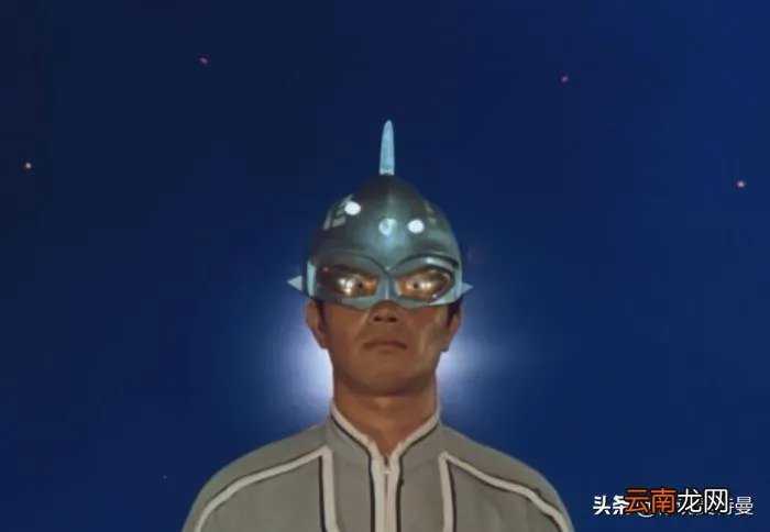 原本有变身器的奥特曼 贝尔阿克奥特曼