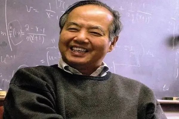 杨振宁与李政道同时获得诺贝尔奖，为什么杨振宁的关注度这么高？