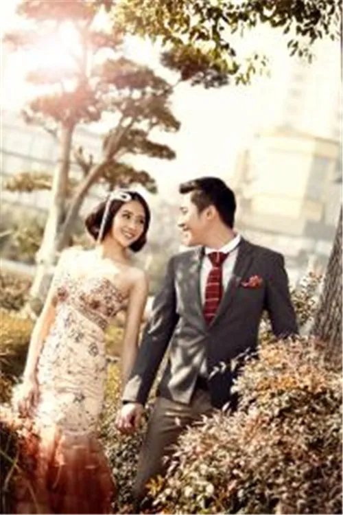 武汉婚纱摄影工作室推荐 武汉摄影套餐价格是多少