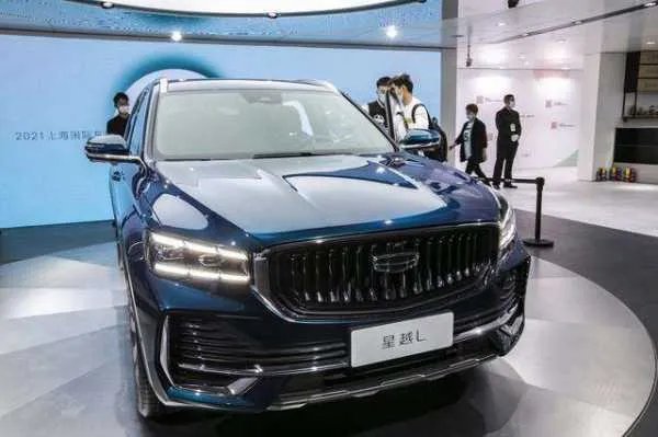 吉利星越乚2021新款图片