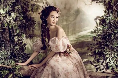 武汉婚纱摄影工作室推荐 武汉摄影套餐价格是多少