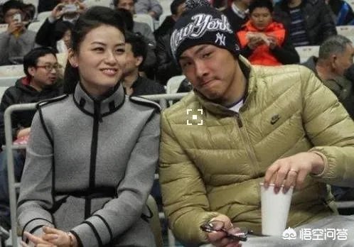 C罗魅力难挡，王大雷妻子直言他突然走过来的时候，自己激动得差点晕过去，你怎么看？