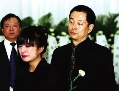 严顺开的追悼会在哪里开的？都谁来了？