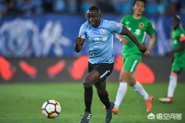 穆谢奎与里亚斯科斯谁更适合大连一方目前的单箭头打法？