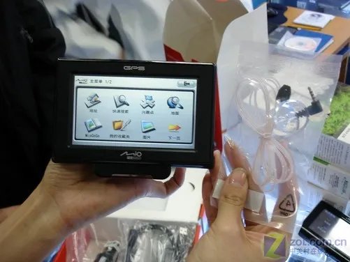 比亚迪F3R最低仅售6.38万元 GPS怎么选