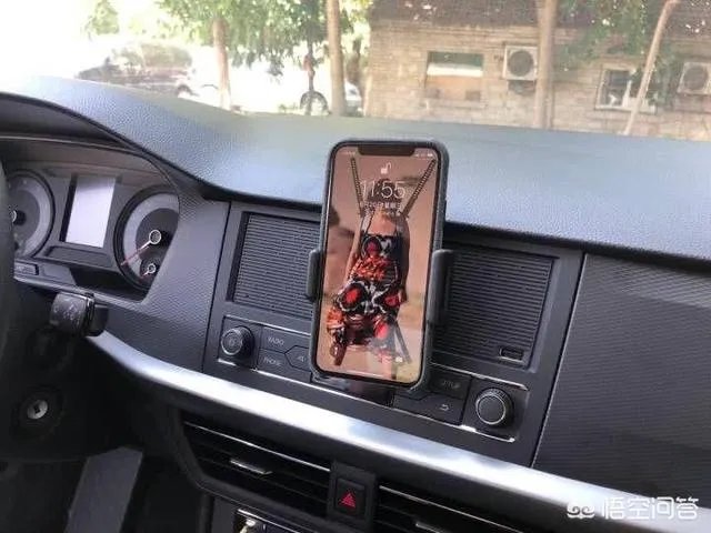 有人说新朗逸配置差，你怎么看？