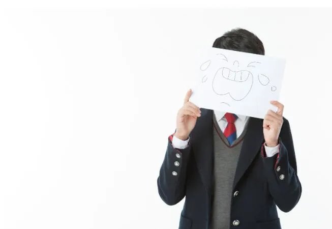 心情纠结郁闷的句子 心里很纠结的心情说说