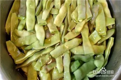 东北豆角炖肉的家常做法大全