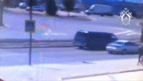 充气城堡被吹上天：会飞的城堡这是什么一个操作