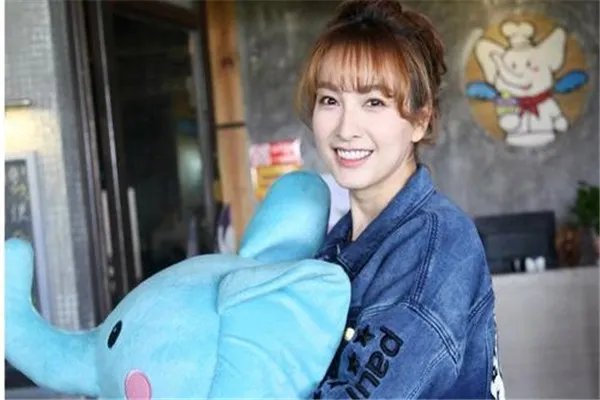 湖南卫视女主持人排行榜 谢娜稳居第一，第二名已离开湖南台