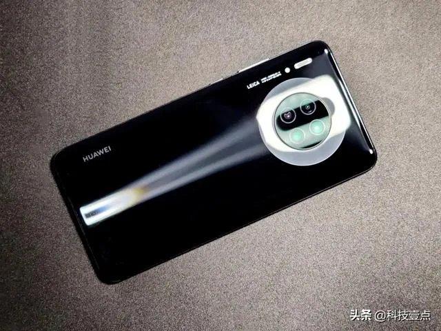 目前待机时间最长的是哪款手机？