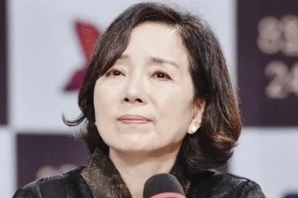 韩国演员金敏京去世,她究竟是因何去世的?