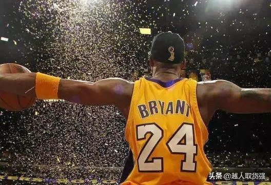 湖人队会给科比塑雕像吗?