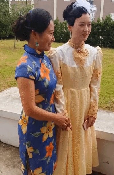 周冬雨替身什么样子照片：周冬雨替身到底是怎么回事