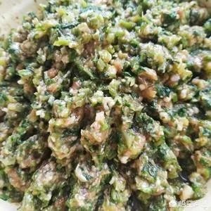 芹菜猪肉馅水饺的做法步骤图,怎么做好吃?