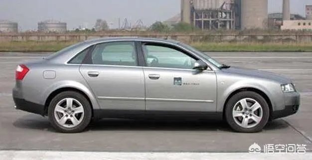 熟人的08款奥迪a4,车况很好,三万值得入手吗?