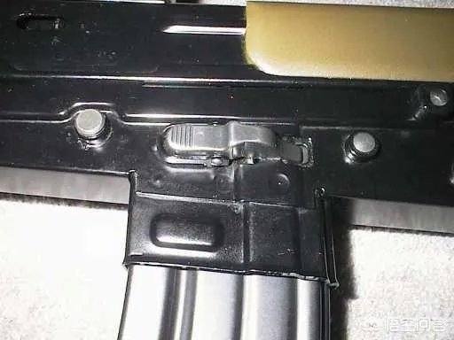 英国的L85突击步枪有什么缺点？