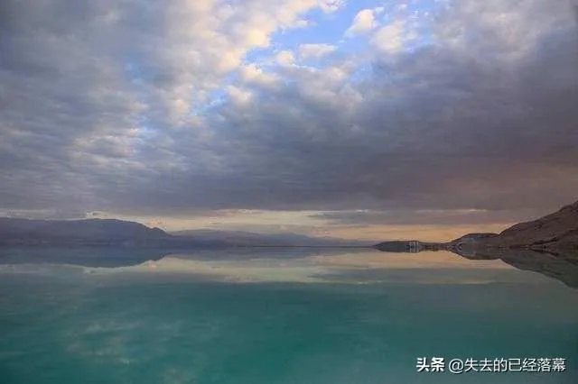 世界上海拔最低的是什么海？