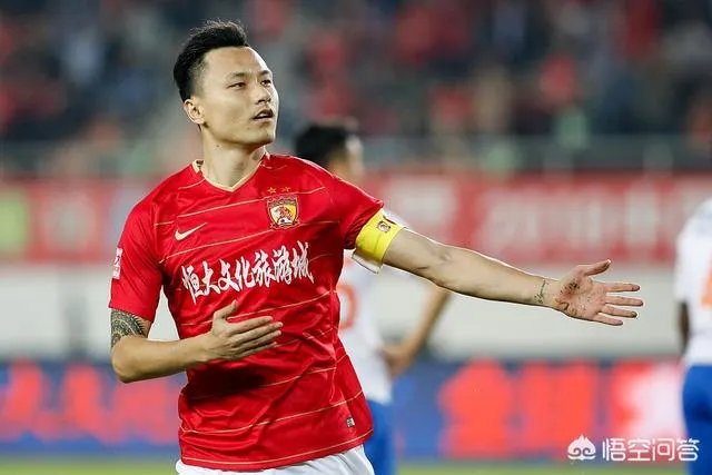 上海申花2:2广州恒大,为何本土前锋总是空门不进?