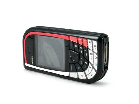 诺基亚首款百万像素手机7610再曝新低