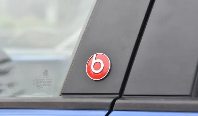 10万元买SUV好还是轿车好？