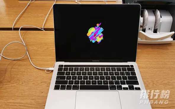 2021款macbookpro可以双系统吗_系统详情介绍