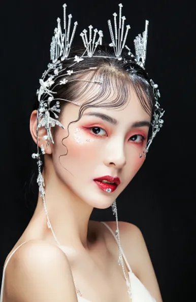 化妆学校学费多少，化妆学校收费标准