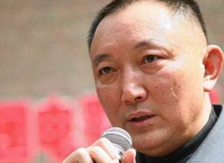 为什么每个电影都有韩三平