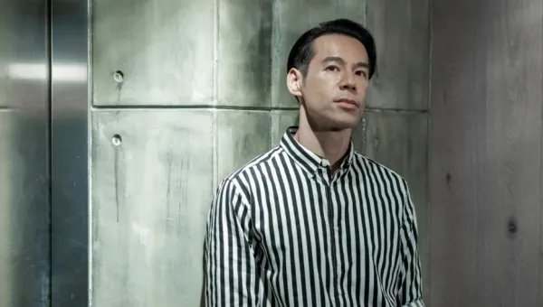 TVB男艺人徐荣穿戏服赶回家，为什么被称好男人？