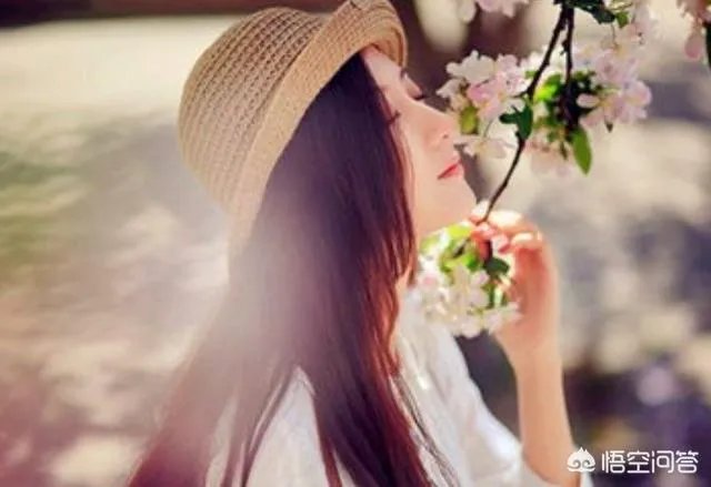 如何做一个知性优雅的女子?