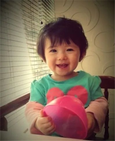 郭羡妮女儿近照曝光 盘点高颜值的星二代们