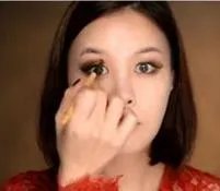 怎么画猫眼妆?
