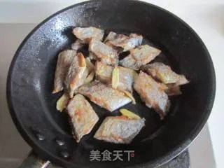 家常烧带鱼