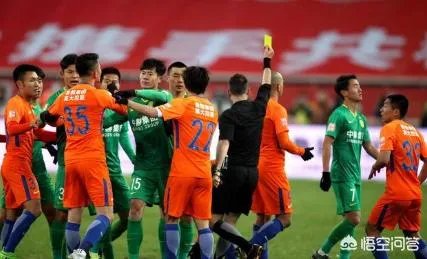 山东鲁能0:2输给贵州，戴琳在比赛中又暴怒质问裁判，大家怎么看戴琳的问题？