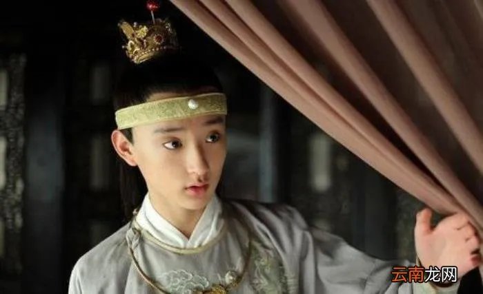 于小彤为何对姐弟恋情有独钟 于小彤海陆姐弟恋