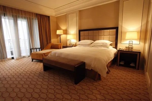 五星酒店被指用浴巾擦地是真的吗？