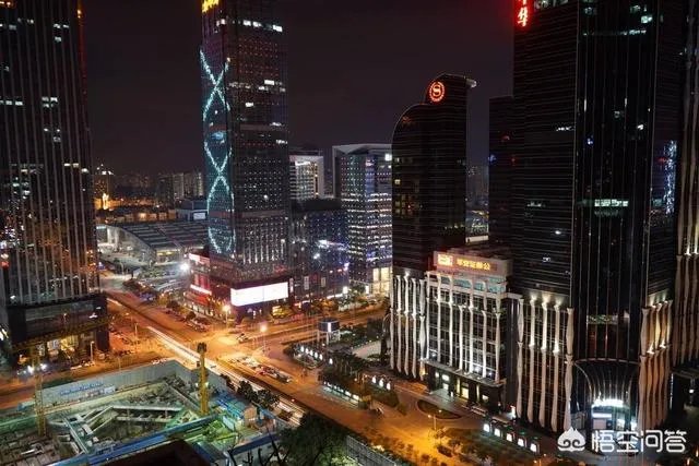 微单与手机哪个更好？