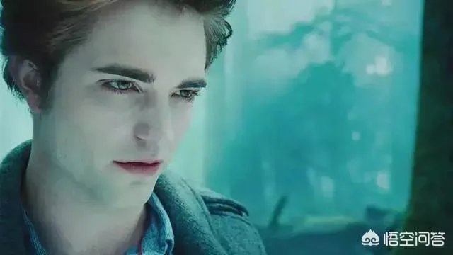 你是如何看待“暮光男”罗伯特帕丁森成为新任蝙蝠侠的？