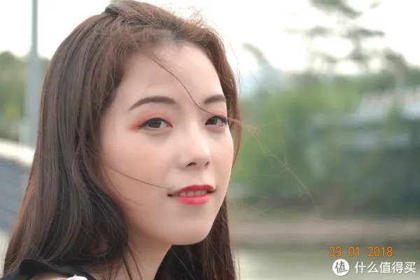 索尼黑卡6(RX100M6)深度入手评测:到底值不值?