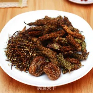 广东老火靓汤-鸡骨草龙骨汤