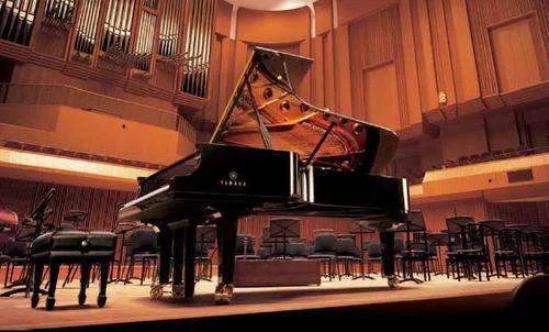 三角钢琴价格