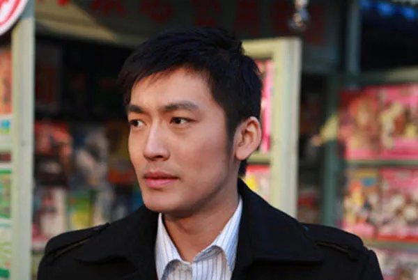 江珊现任老公张博简历 又一起娱乐圈里的姐弟恋