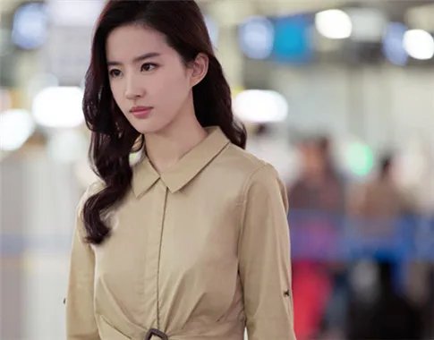 刘亦菲身价多少？ 被称有钱又漂亮的女星