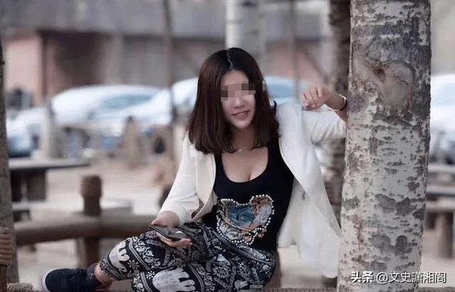 翼装飞行女大学生去世，有人表示敬佩有人说她自私，你怎么看？