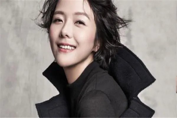 湖南卫视女主持人排行榜 谢娜稳居第一，第二名已离开湖南台