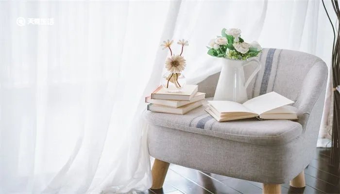 风声鹤唳的主人公是谁