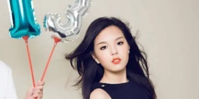 李咏女孩多大年龄？