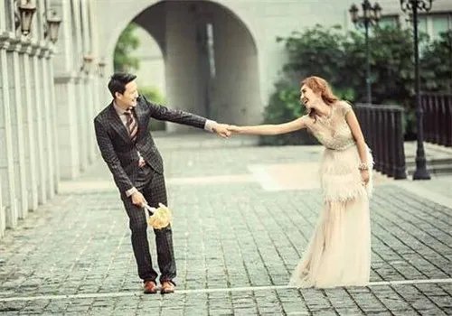 创意婚纱照图片欣赏 婚纱照pose大全