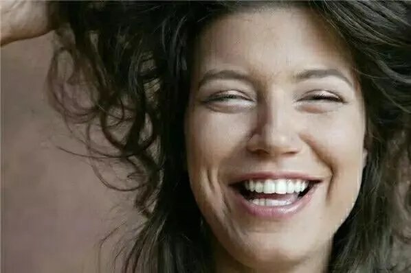 自来卷适合什么样的发型？